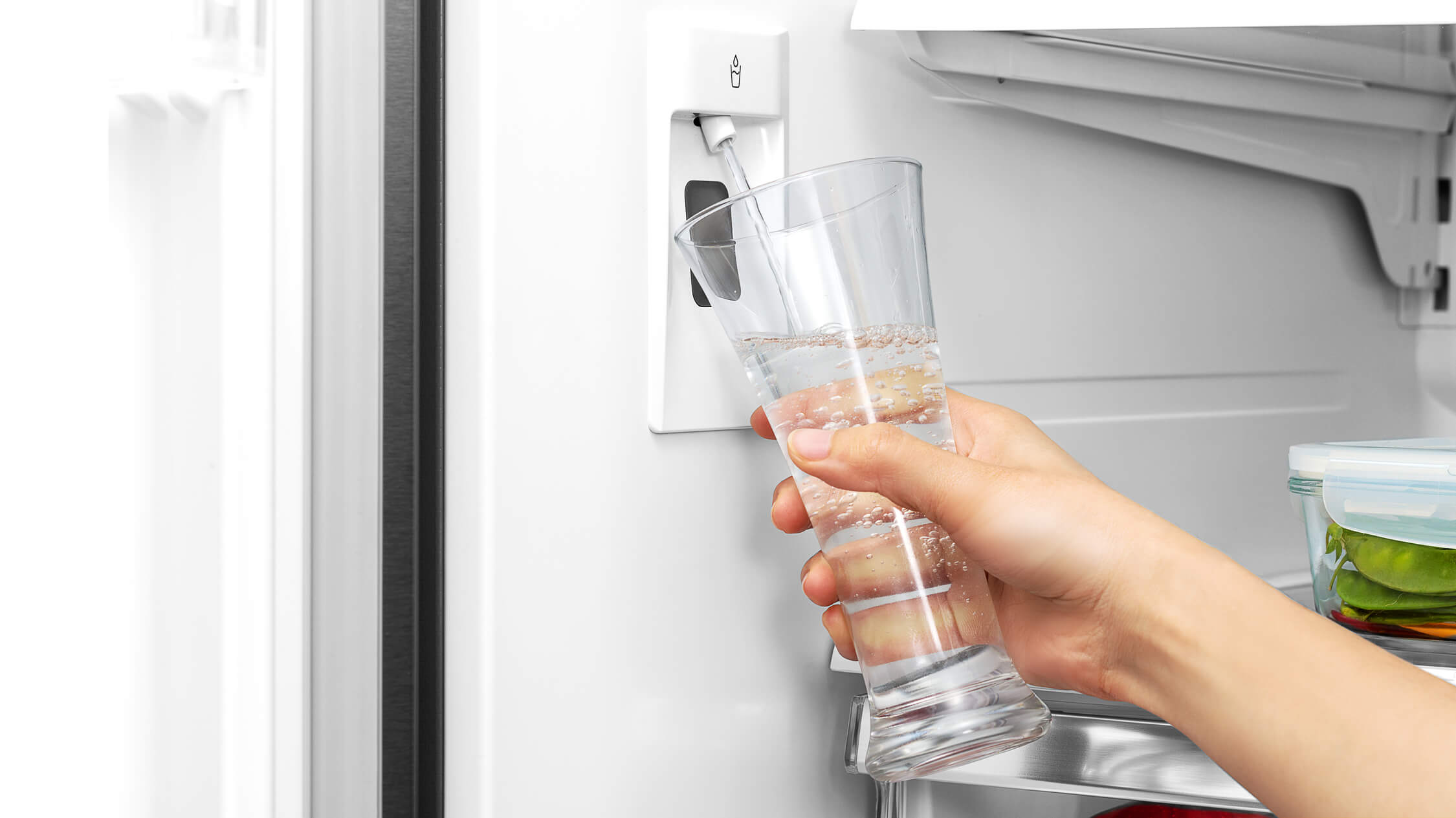 �� ��� ����� Hisense RT-102S