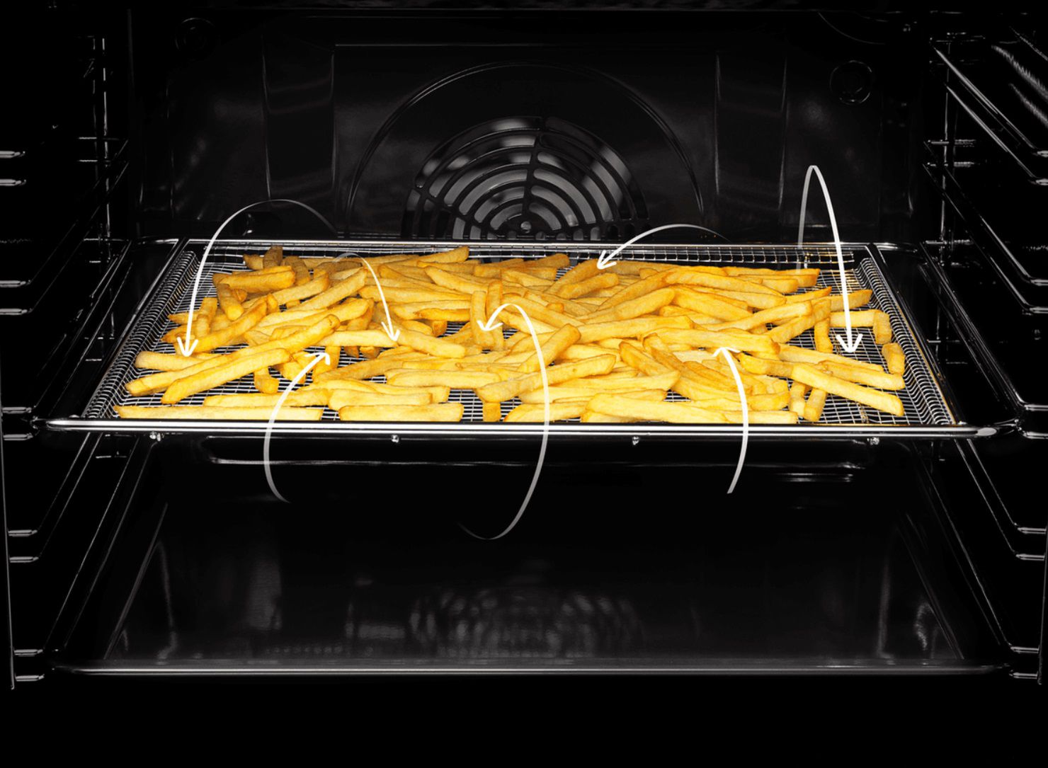 ���� ����� ������ �� 4 ����� Electrolux ���������� AirFry LKK660224K ���� 2025